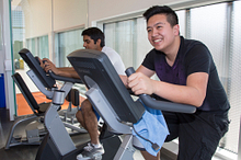 Four easy ways to stay healthy in college Image